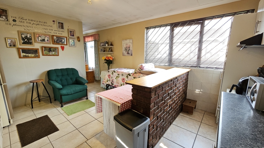 2 Bedroom Property for Sale in Rowallan Park Eastern Cape